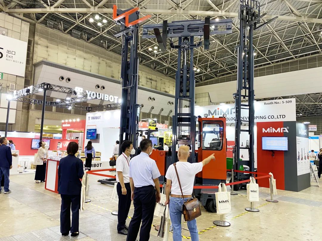 米瑪全向叉車.jpg 米瑪全向叉車.jpg