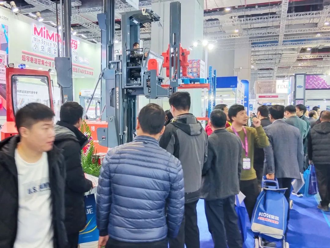 米瑪MiMA電動(dòng)叉車(chē)國(guó)際紡織展.jpg