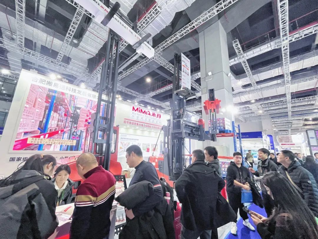 米瑪電動(dòng)叉車(chē)國(guó)際紡織展.jpg