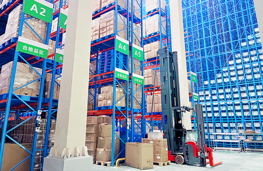 米瑪MiMA三向電動(dòng)叉車(chē).jpg 米瑪MiMA三向電動(dòng)叉車(chē).jpg