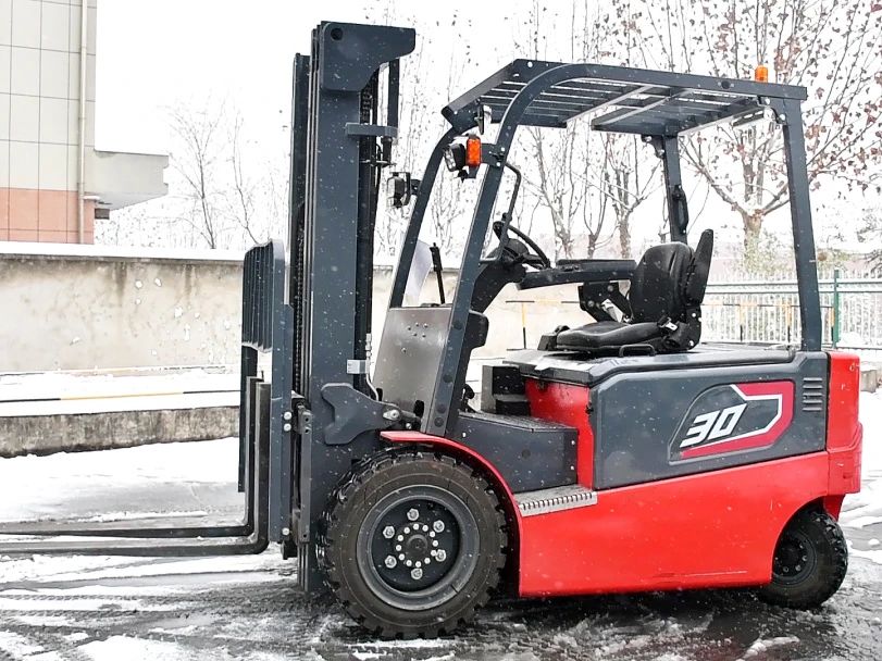 米瑪平衡重電動叉車.jpg 米瑪平衡重電動叉車.jpg