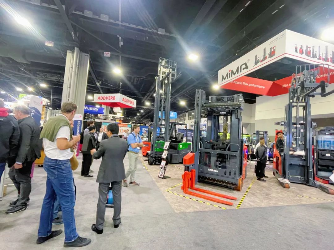 米瑪電動叉車展會3.jpg 米瑪電動叉車展會3.jpg