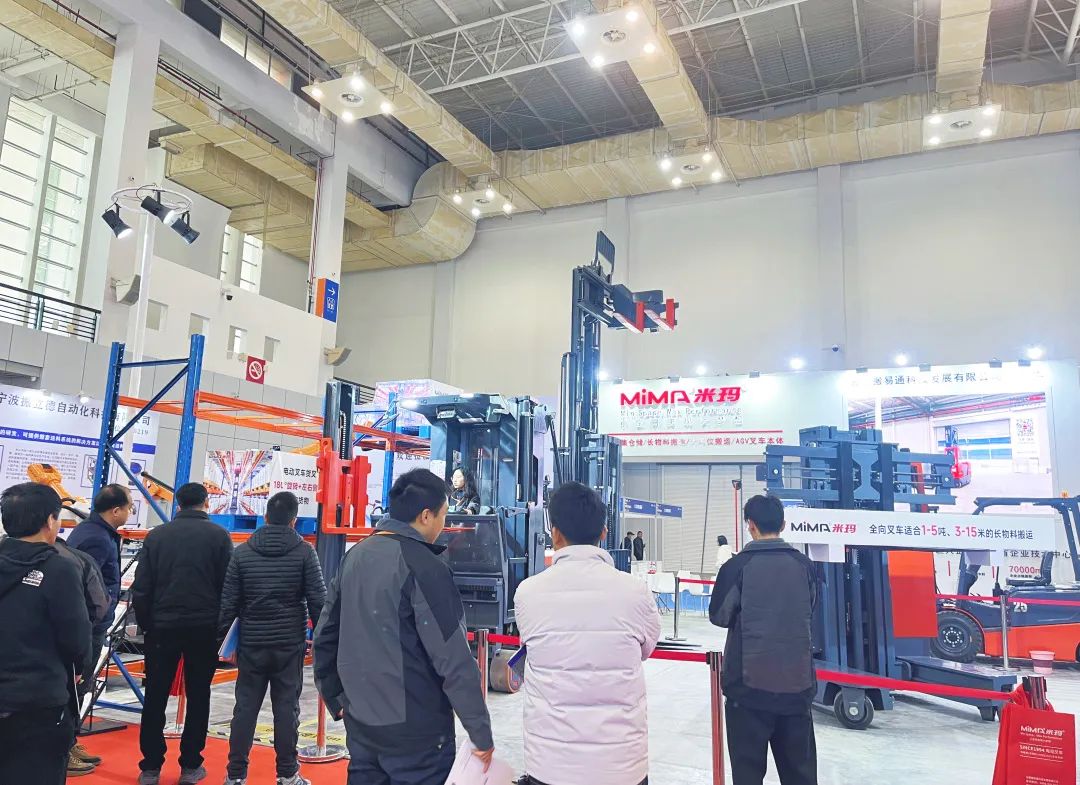 米瑪電動叉車展會5.jpg 米瑪電動叉車展會5.jpg